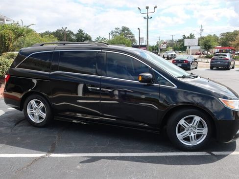 Used 2013 Honda Odyssey Touring image 5