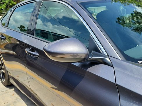 Used 2018 Honda Accord Sport image 9