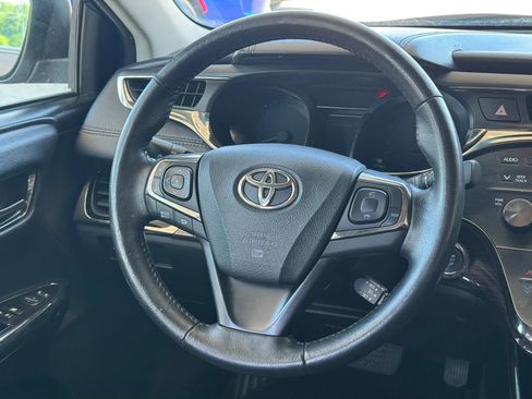 Used 2013 Toyota Avalon XLE FWD image 11