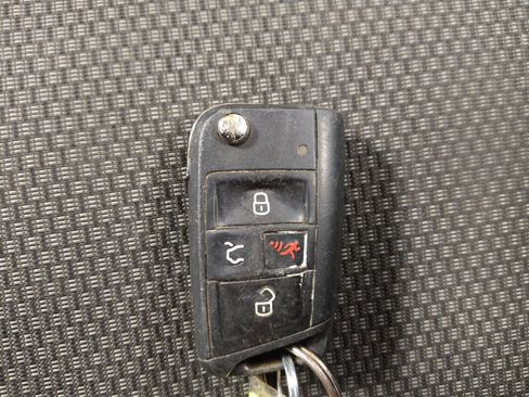 Used 2020 Volkswagen Jetta S w/ Driver Assistance Package image 32