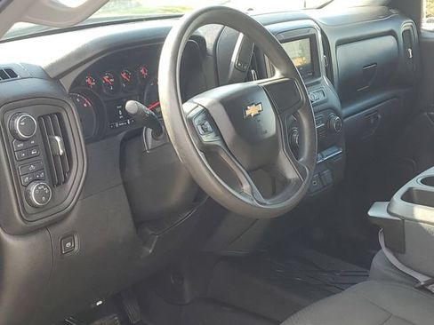 Used 2019 Chevrolet Silverado 1500 Custom w/ Custom Value Package AWD/4WD image 16