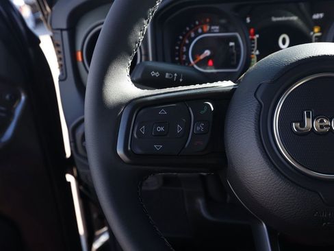 New 2026 Jeep Gladiator Mojave image 25