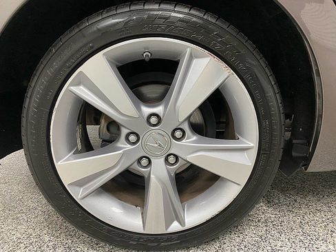 Used 2014 Acura ILX w/ Technology Package image 25