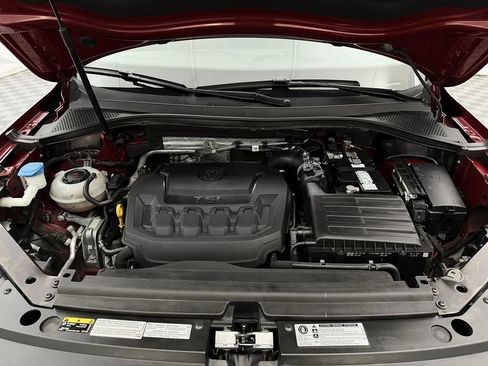 Used 2020 Volkswagen Tiguan SE w/ Panoramic Sunroof Package AWD/4WD image 37