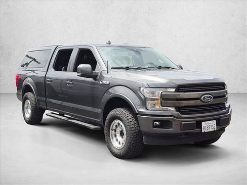 Used 2018 Ford F150 Lariat w/ Equipment Group 502A Luxury AWD/4WD image 3
