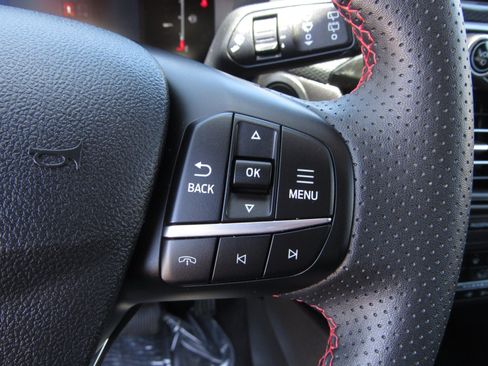 Used 2025 Ford Escape ST-Line FWD image 24