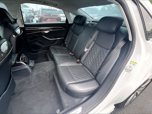 Used 2022 Audi S8 w/ S8 Comfort Plus Package AWD/4WD image 24