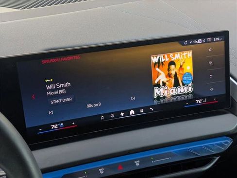 Used 2025 BMW X3 M50 w/ Premium Package image 13