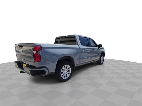 Used 2024 Chevrolet Silverado 1500 Custom image 8