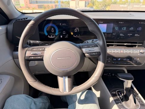 Used 2026 Hyundai Kona SEL Sport FWD image 17