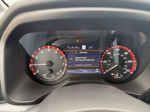 Used 2021 Nissan Titan PRO-4X w/ Pro-4x Convenience Package image 20