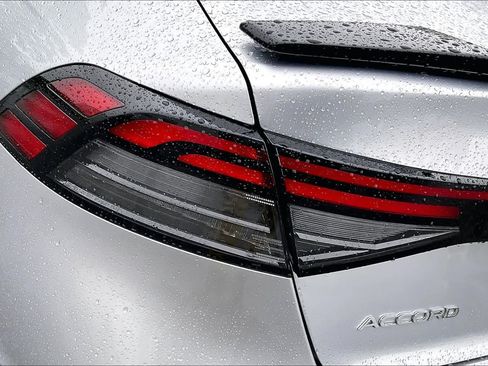 Used 2025 Honda Accord Touring image 28