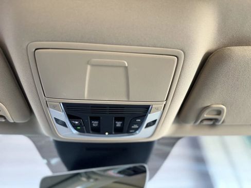 Used 2025 Acura MDX SH-AWD w/ Technology Package image 43