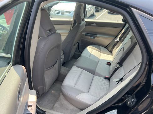Used 2005 Volvo S40 2.4i image 15
