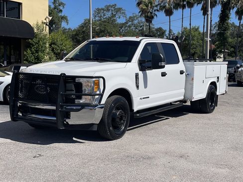 Used 2017 Ford F350 XL w/ Power Equipment Group RWD image 17