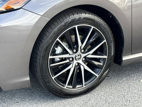 Used 2024 Toyota Camry SE image 7