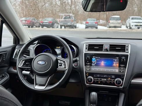 Used 2018 Subaru Outback 2.5i Limited image 46