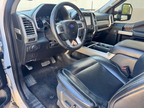 Used 2017 Ford F350 Lariat w/ FX4 Off-Road Package image 9