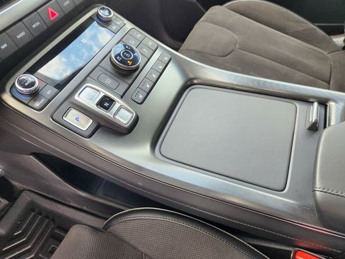 Used 2025 Hyundai Palisade Calligraphy image 21