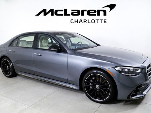 Used 2024 Mercedes-Benz S 580 4MATIC Sedan image 2