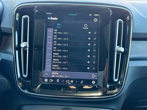 Used 2023 Volvo XC40 Recharge Ultimate w/ Protection Package Premier image 14