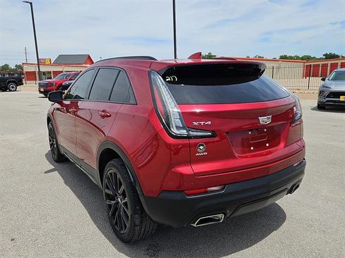 Certified 2023 Cadillac XT4 Sport AWD/4WD image 3