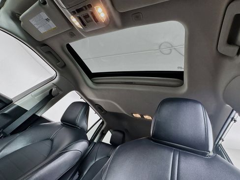 Certified 2025 Toyota Highlander XLE image 15