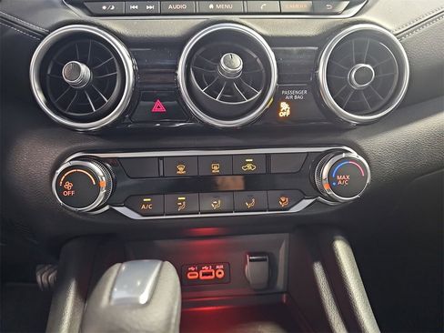 New 2025 Nissan Sentra SV w/ Trunk Package image 20