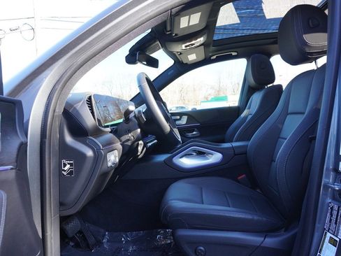 Used 2025 Mercedes-Benz GLE 450e GLE 450e image 37