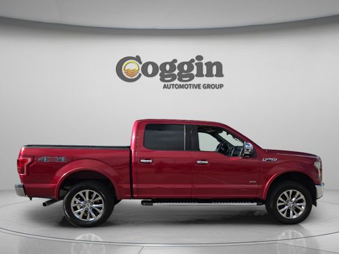 Used 2017 Ford F150 Lariat w/ Equipment Group 502A Luxury AWD/4WD image 6