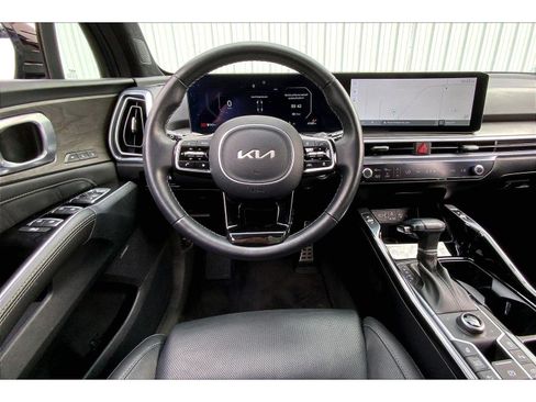 Used 2024 Kia Sorento SX Prestige AWD/4WD image 5