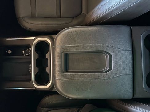 Used 2022 GMC Sierra 2500 Denali image 15