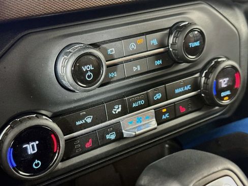 Used 2023 Ford Bronco Outer Banks AWD/4WD image 16