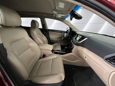 Used 2017 Hyundai Tucson Limited w/ Limited Ultimate Package 03 FWD image 13