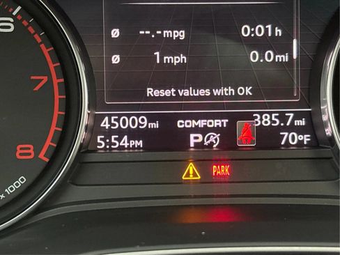 Used 2020 Audi Q5 2.0T Premium w/ Titanium Sport Package AWD/4WD image 46