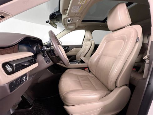 Used 2021 Lincoln Aviator Reserve w/ Elements Package Plus image 19