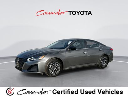 Used 2025 Nissan Altima 2.5 SV