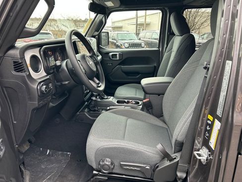 New 2026 Jeep Wrangler Unlimited Sport AWD/4WD image 13