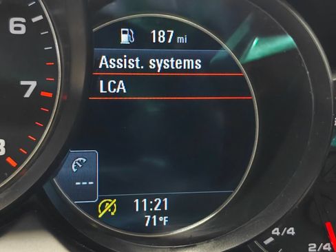 Used 2016 Porsche Cayenne AWD/4WD image 39