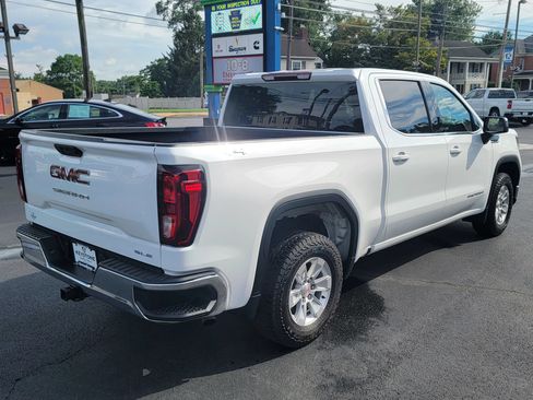 Used 2023 GMC Sierra 1500 SLE AWD/4WD image 5