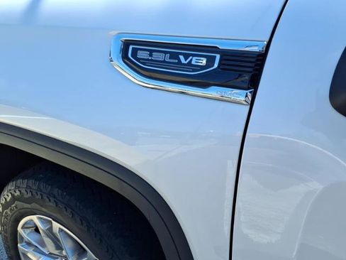 Used 2021 GMC Sierra 1500 SLT w/ SLT Premium Package AWD/4WD image 10