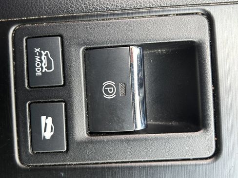 Used 2019 Subaru Outback 2.5i Limited AWD/4WD image 21