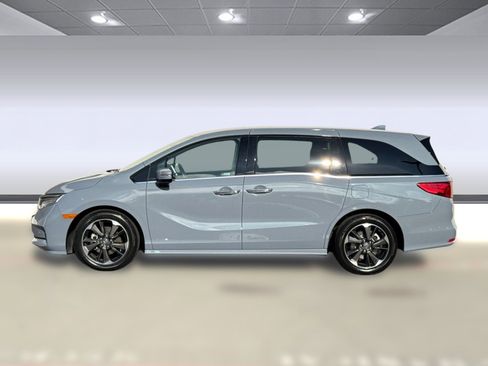 Certified 2024 Honda Odyssey Elite image 2