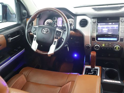 Used 2019 Toyota Tundra Platinum AWD/4WD image 32