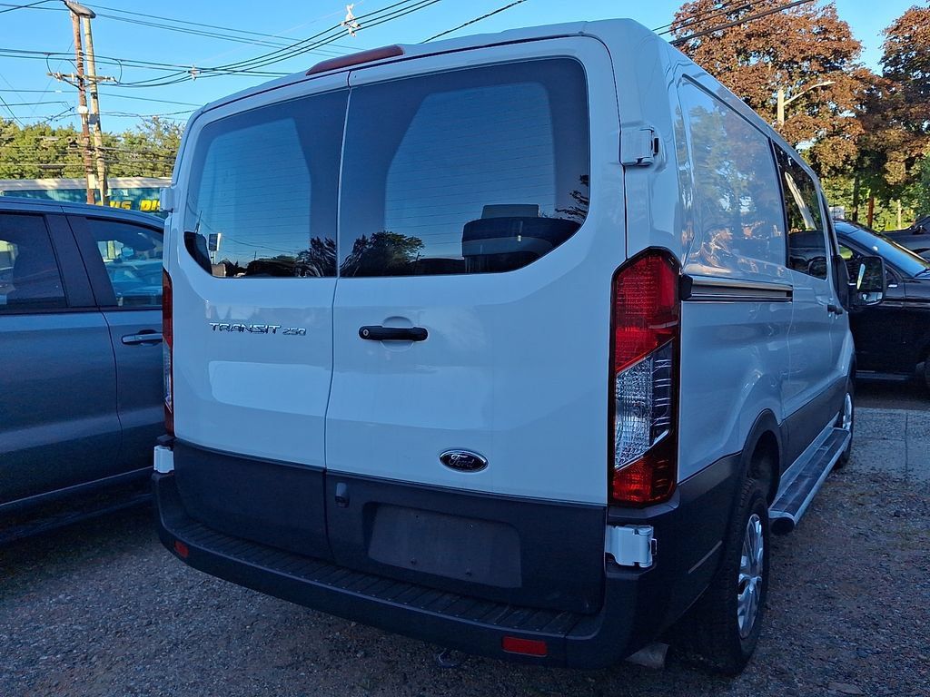 Used 2025 Ford Transit 250 Low Roof w/ Exterior Upgrade Package RWD image 7