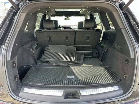 Certified 2024 Cadillac XT6 Luxury AWD/4WD image 10