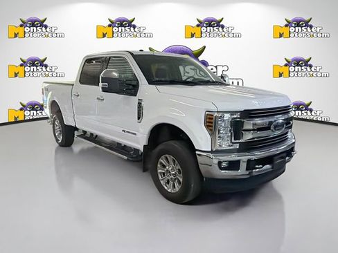 Used 2019 Ford F250 XLT w/ XLT Premium Package AWD/4WD image 3