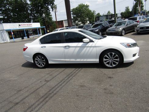 Used 2014 Honda Accord Sport image 8