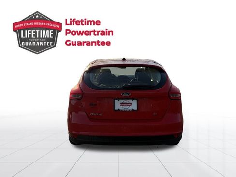 Used 2016 Ford Focus SE image 4