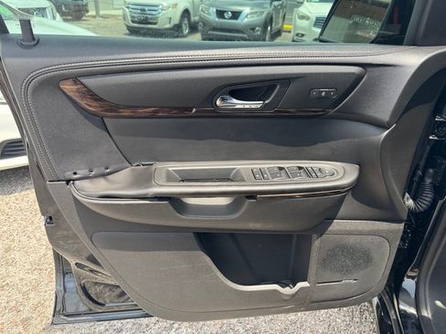 Used 2013 GMC Acadia Denali FWD image 15
